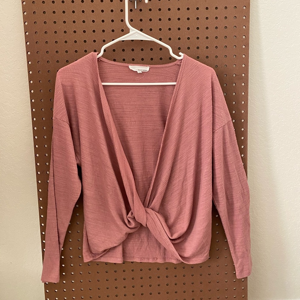 June & Hudson twist top